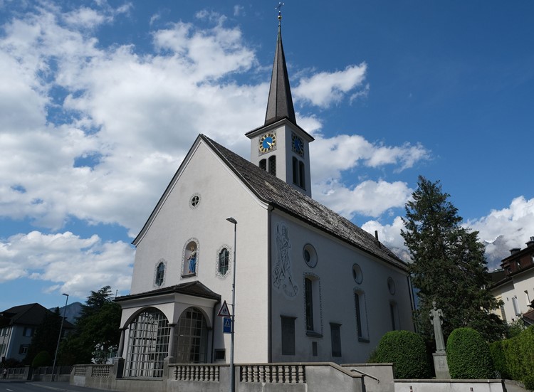 Abb. 2. Katholische Kirche in Bad Ragaz, die seit mindestens 1209 Pankratius als Kirchenpatron besitzt. Foto Hans Jakob Reich